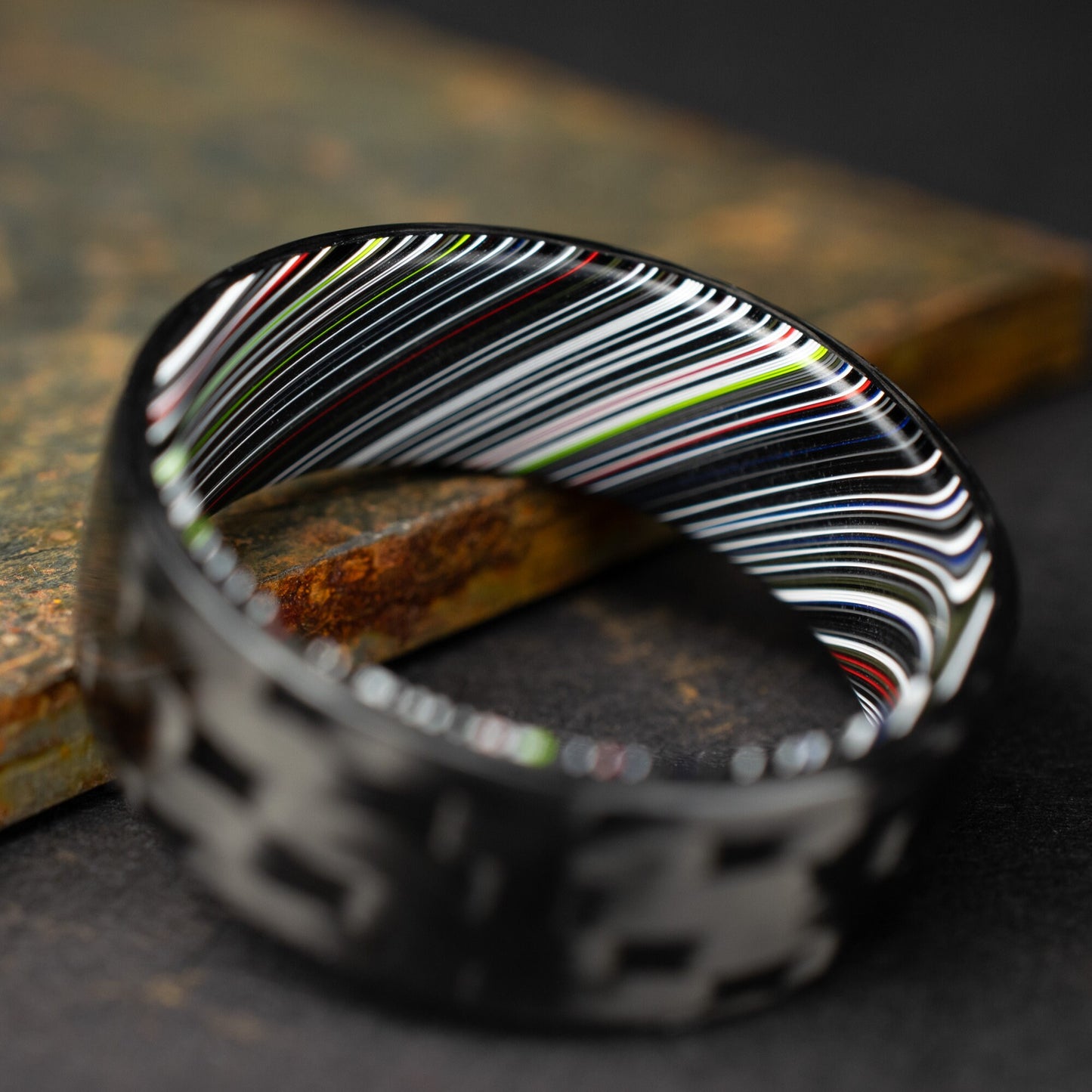 5HS Carbon Fiber Ring Lined With Tilted Premium Fordite
