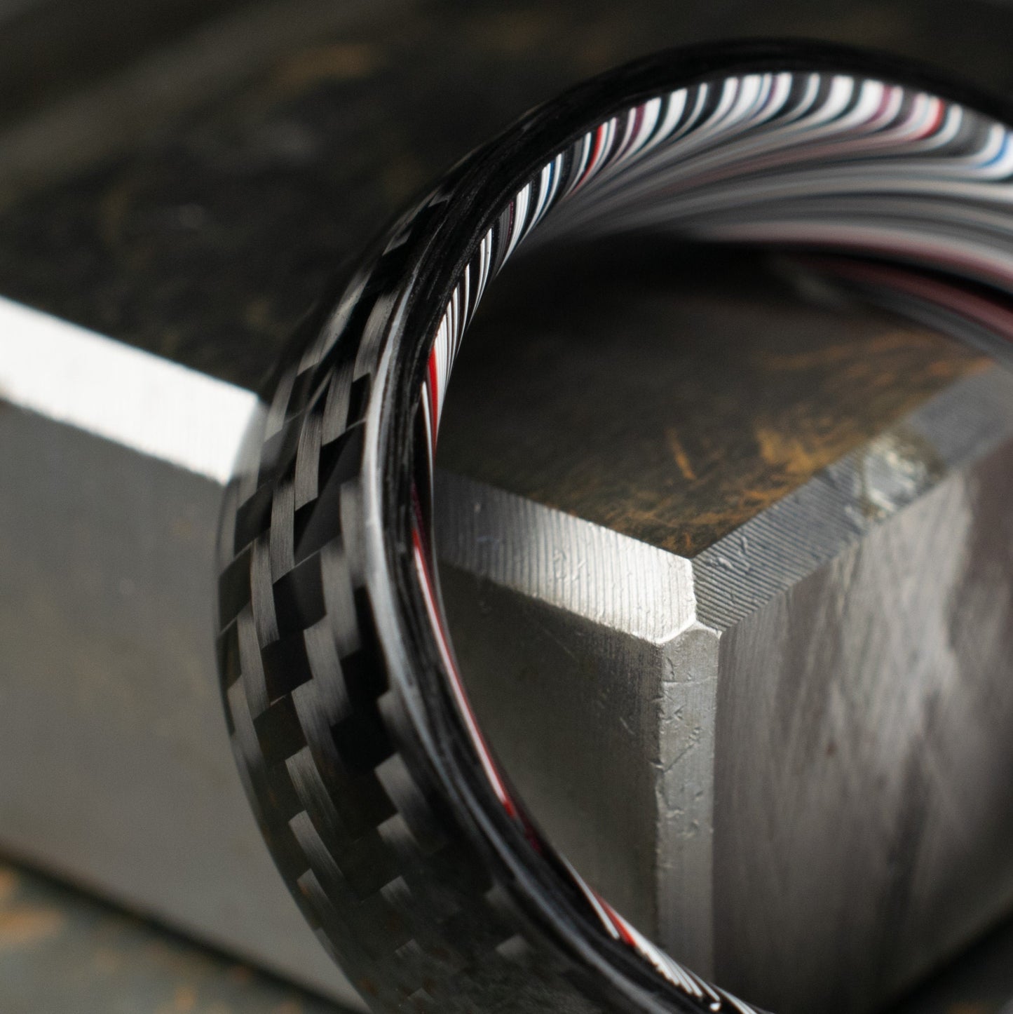 1k Twill Carbon Fiber Ring Lined With Tilted Fordite. Gloss Finish Carbon Fiber