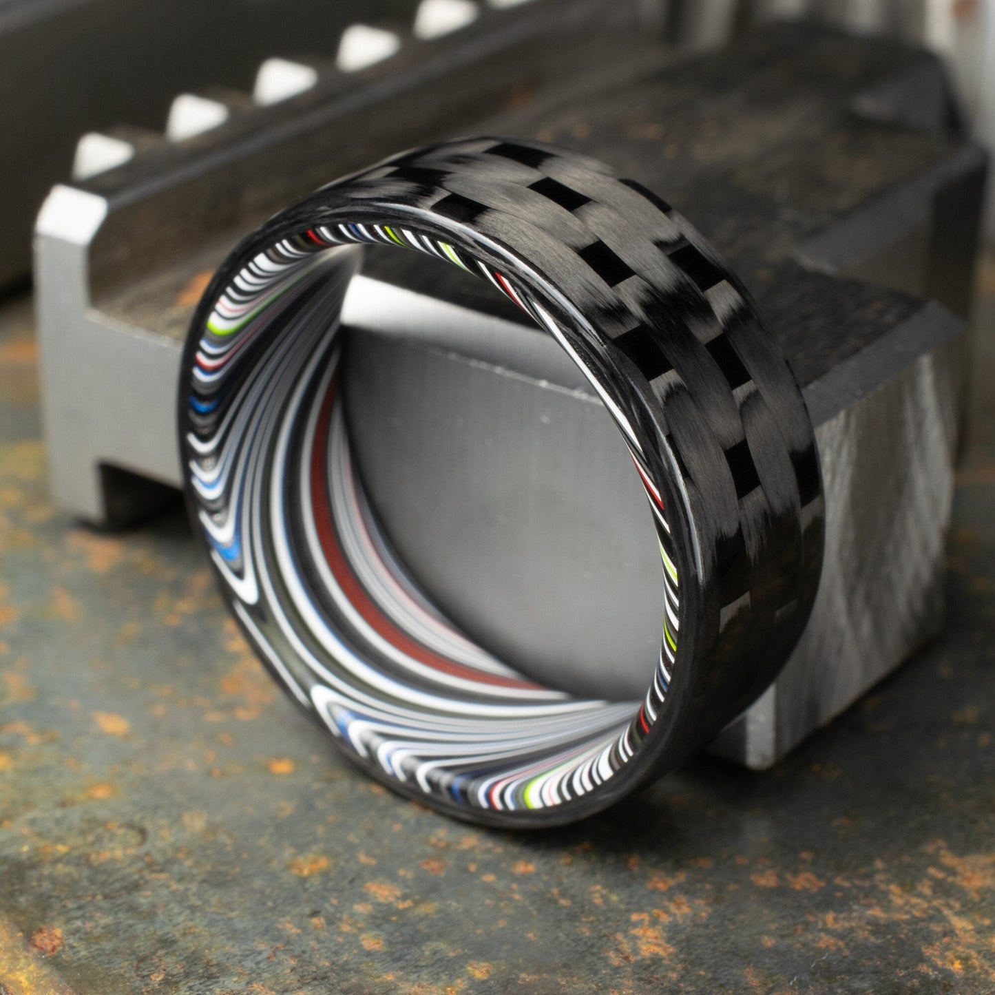 5HS Carbon Fiber Ring Lined With Tilted Premium Fordite