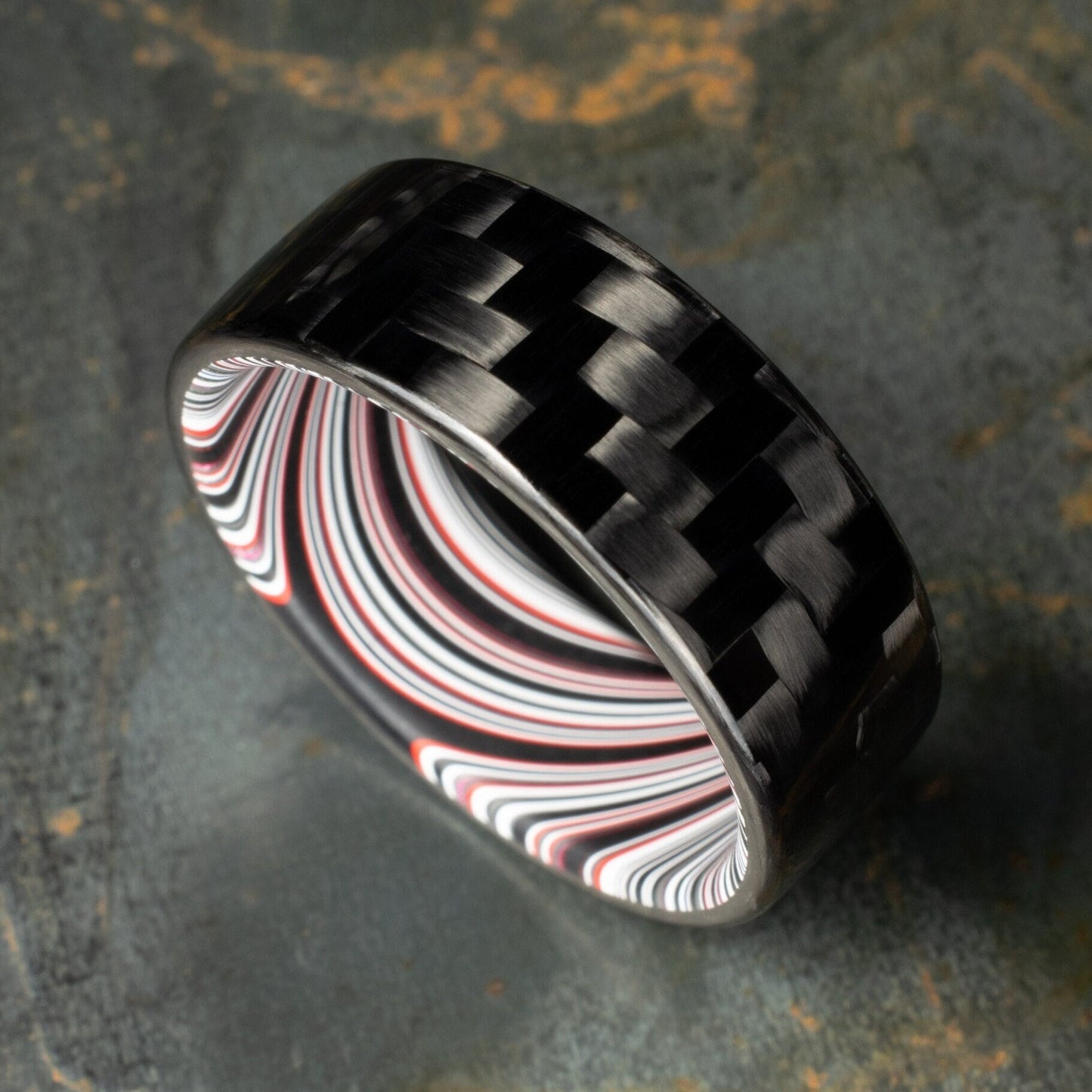3k Twill Carbon Fiber Ring Lined With Tilted Fordite. Gloss Finish Carbon Fiber