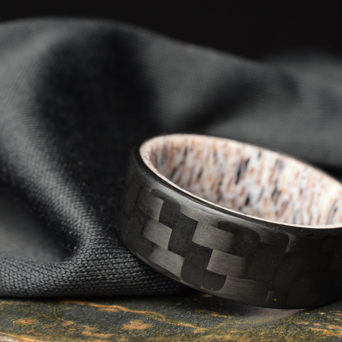 Tinesmith - Matte 3k Twill Carbon Fiber Ring Lined With Deer Antler
