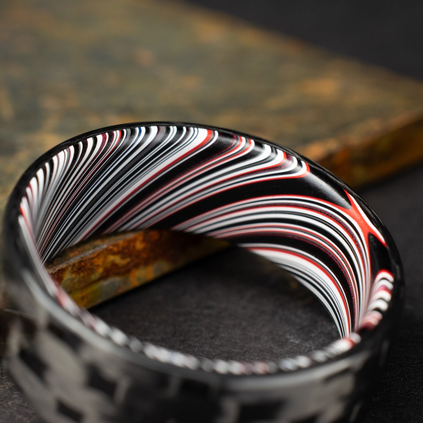 Men's Wedding Band. 5HS Carbon Fiber Ring Lined With Tilted Fordite. Gloss Finish Carbon Fiber. Black Ring.