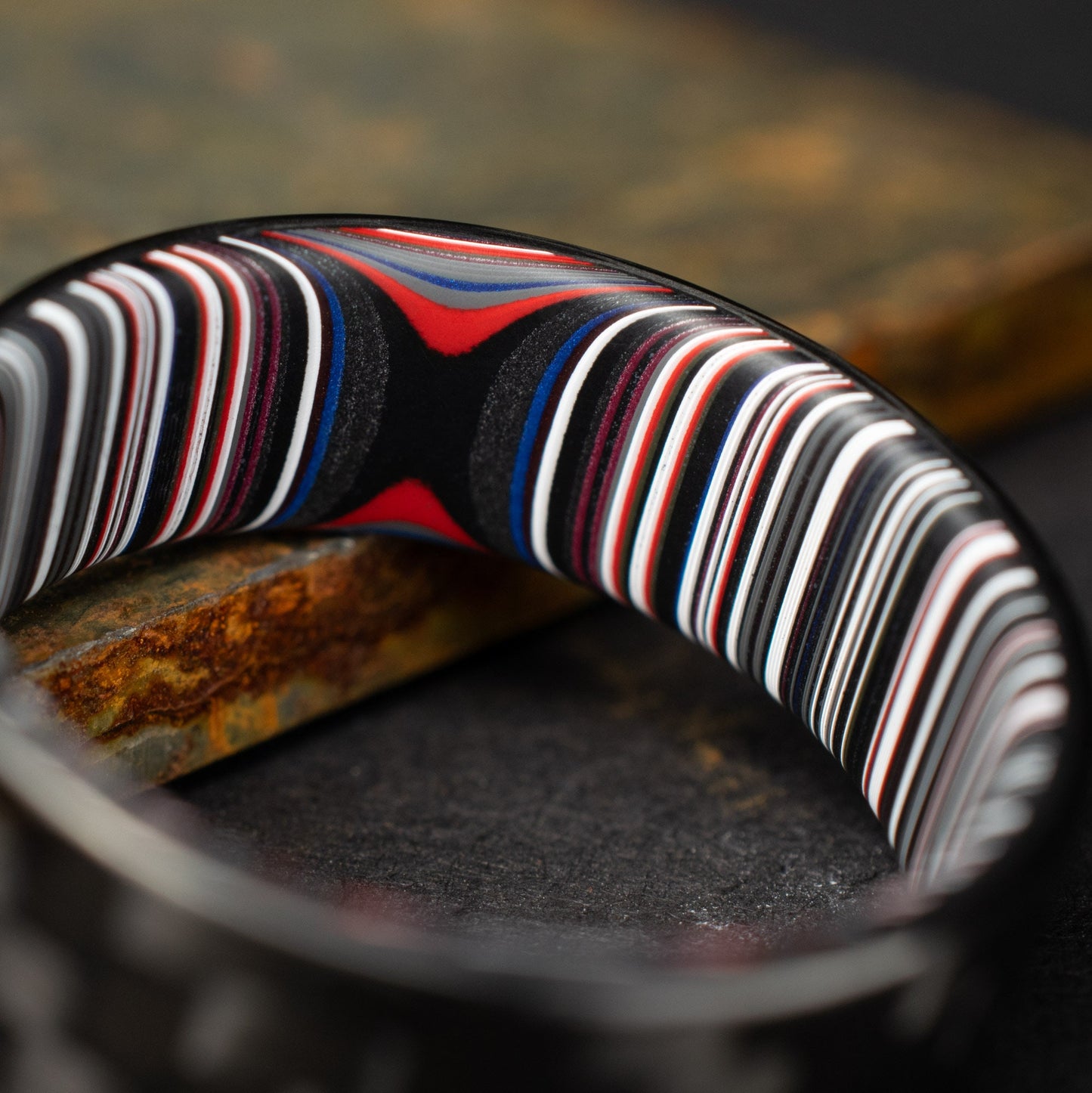 3k Twill Carbon Fiber Ring Lined With Crosscut Fordite. Polished Finish Carbon Fiber. Men's Wedding Band. Black Ring.